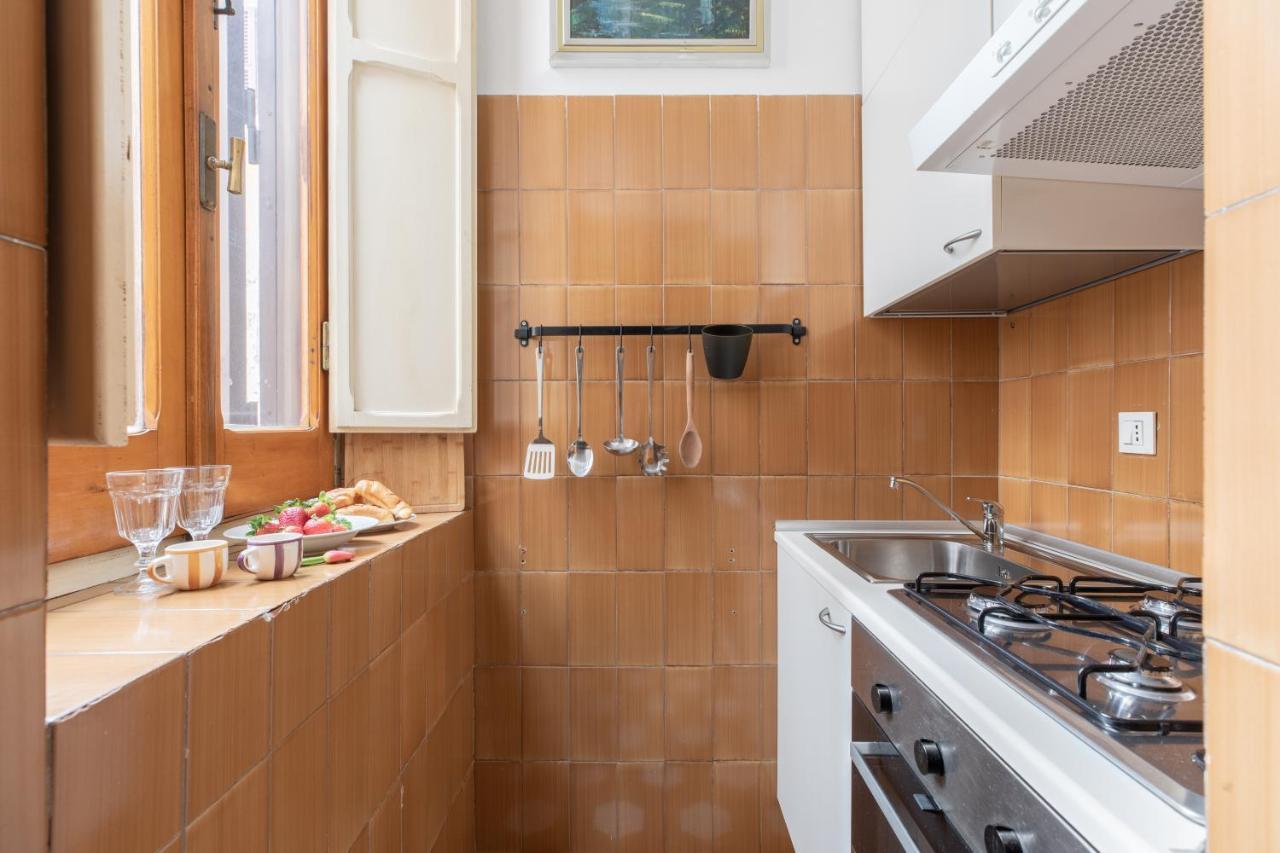 Iflat Pantheon Historic Two-Story Apartment Rome Extérieur photo